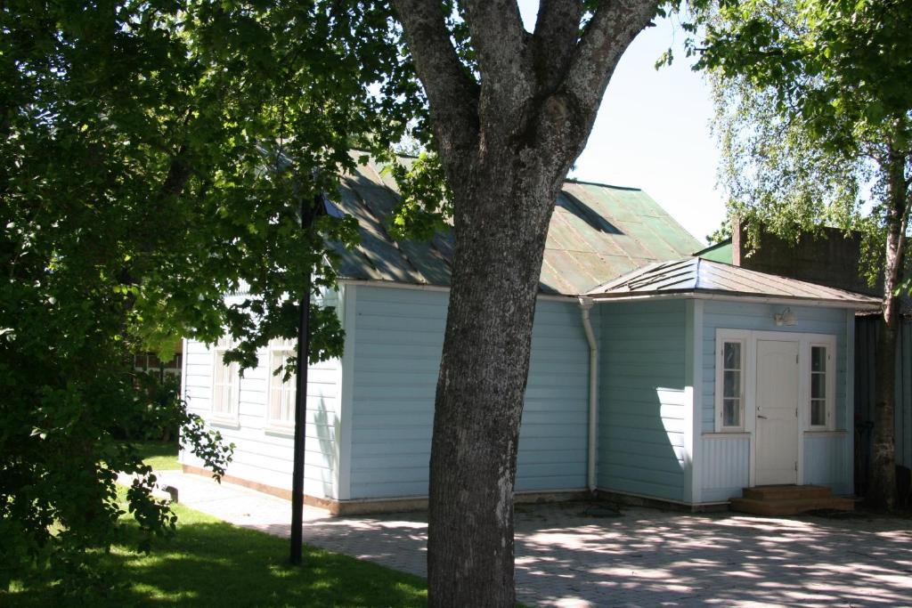 Lahe Guesthouse Haapsalu Oda fotoğraf